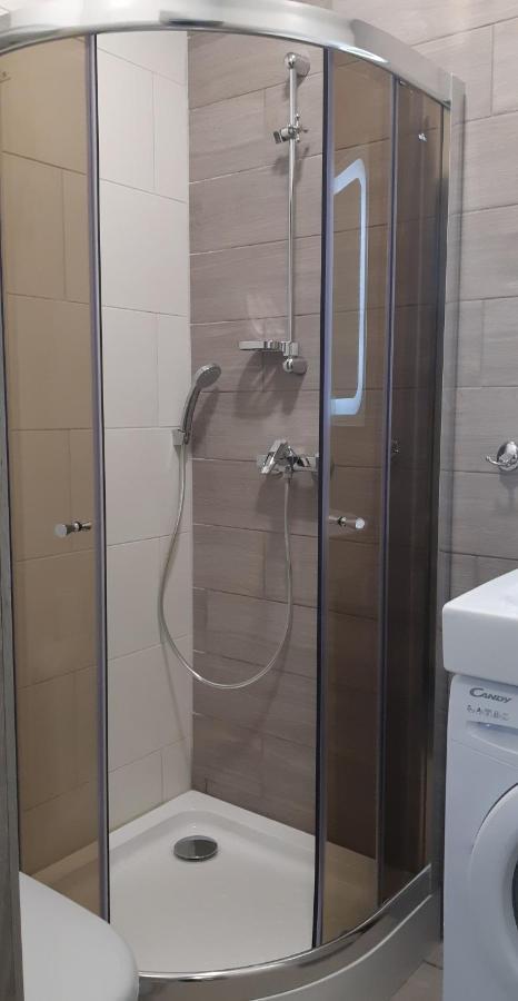 חארקיב Apart. Studio Near Stadium Metalist מראה חיצוני תמונה